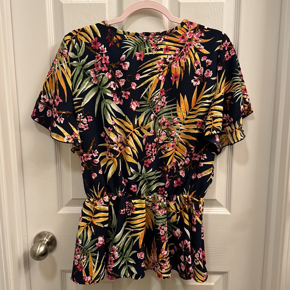 Tropical top - Picture 6 of 8